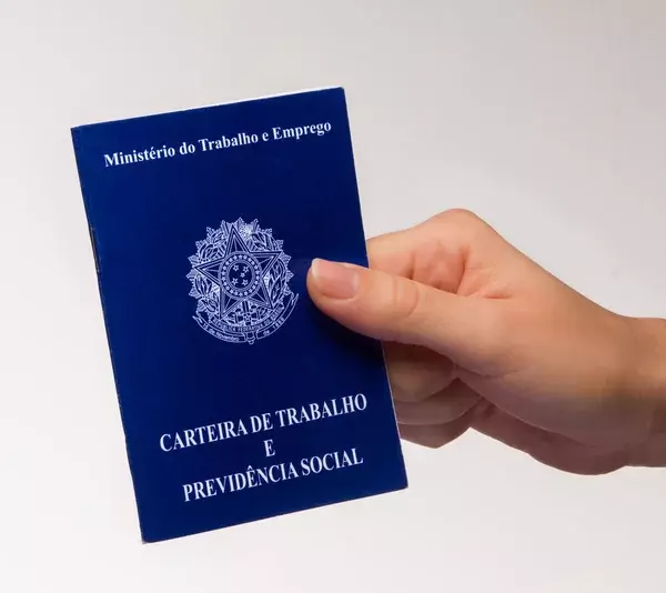 Prefeitura abre a semana com 750 vagas de emprego na Capital